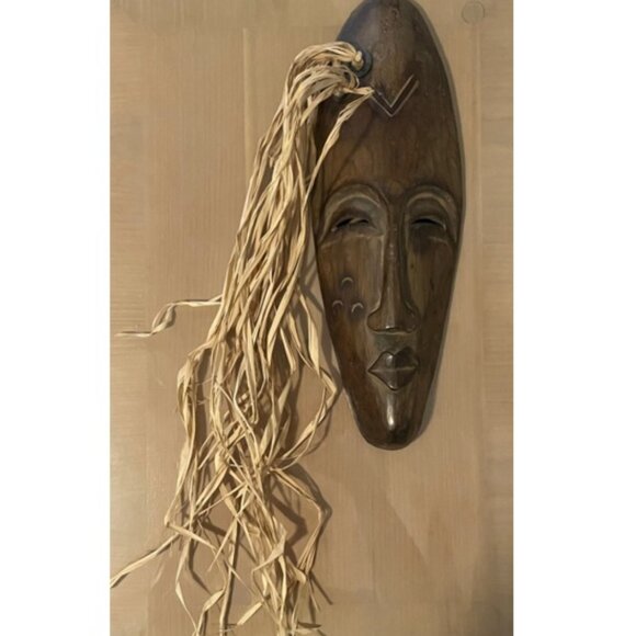 Large Hand-Carved Wooden Head Dress Mask - Picture 5 of 5